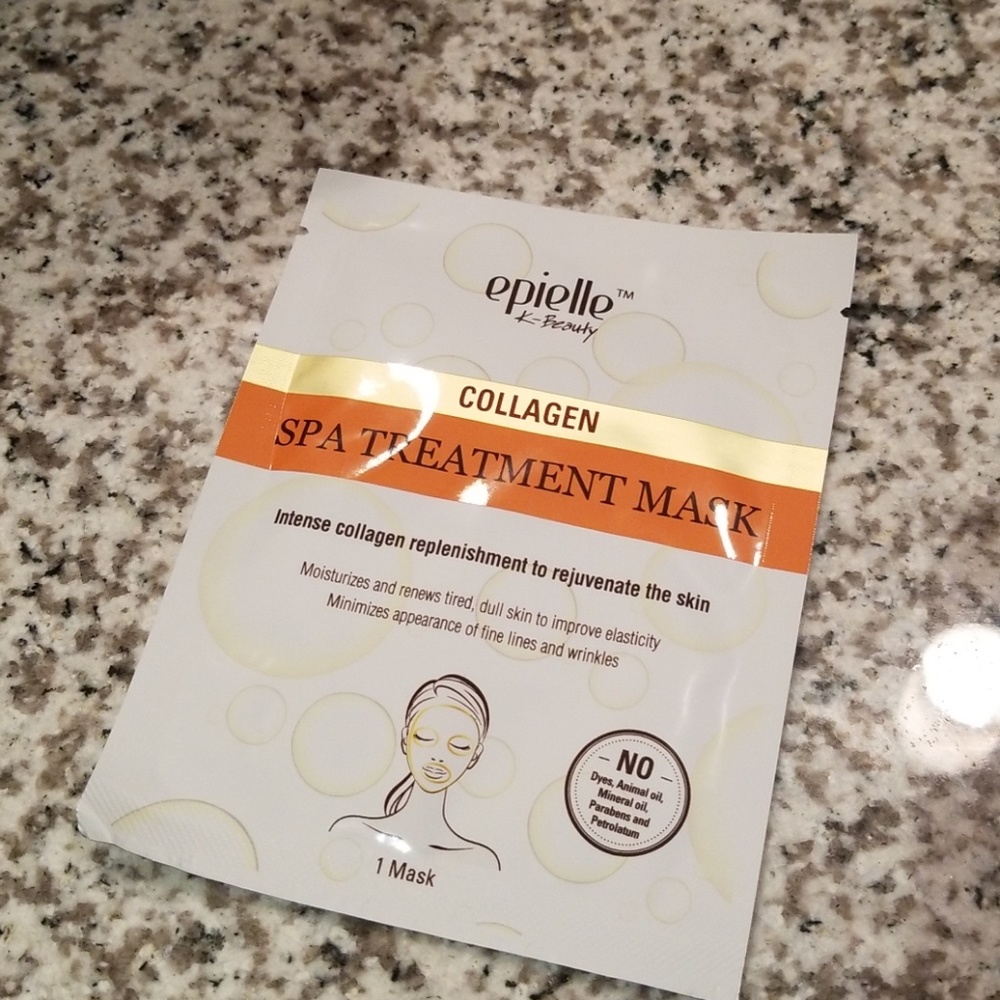 FREE -Collagen sheet face mask, free with purchase